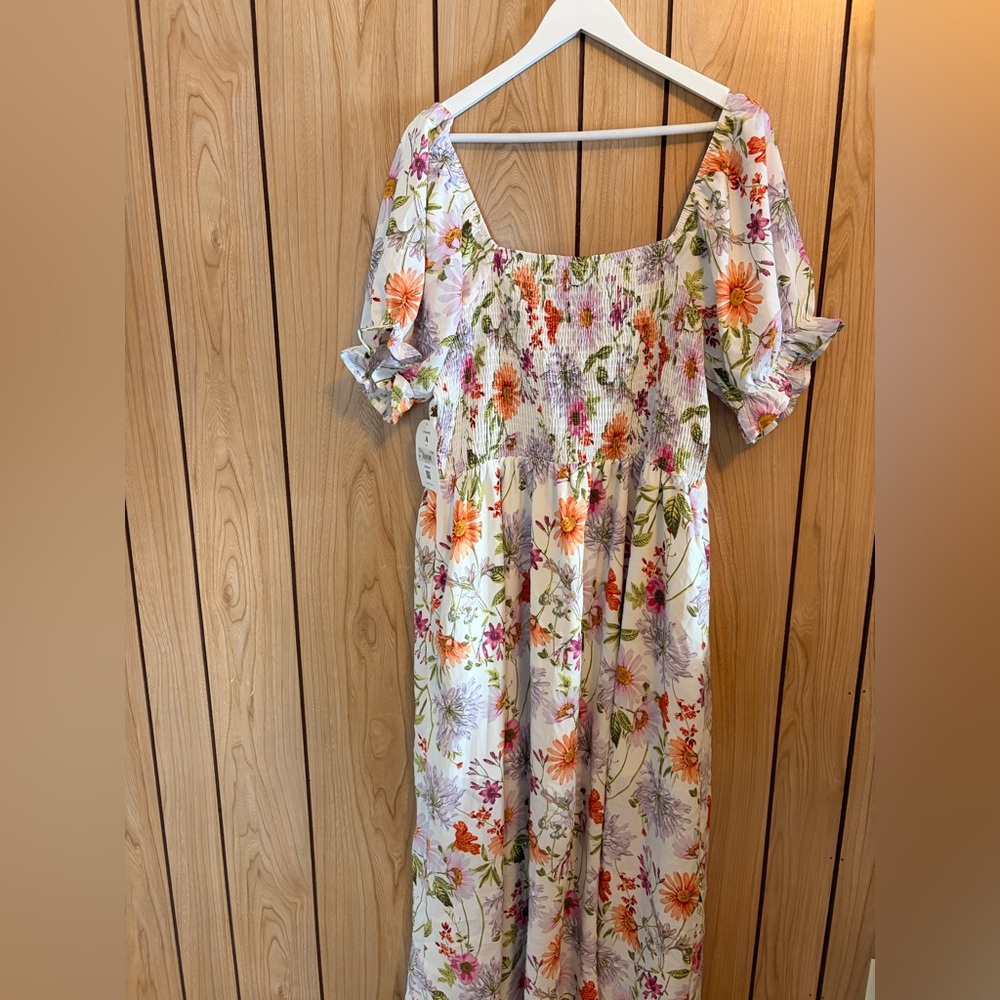 Arula Floral Print Maxi Dress - Picture 6 of 6